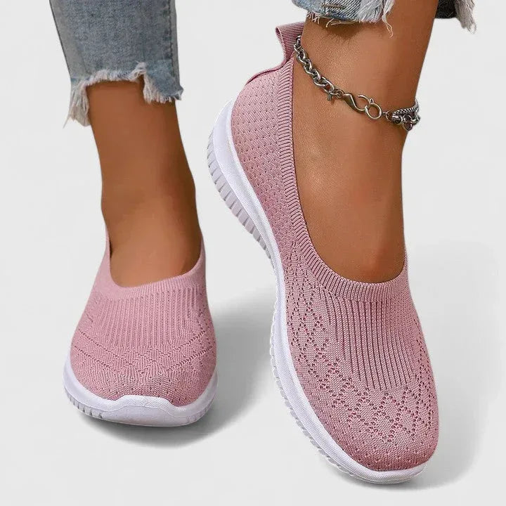 Chaussures de marche Odara pour femmes, assurant un confort durable et un soutien orthopédique toute la journée.