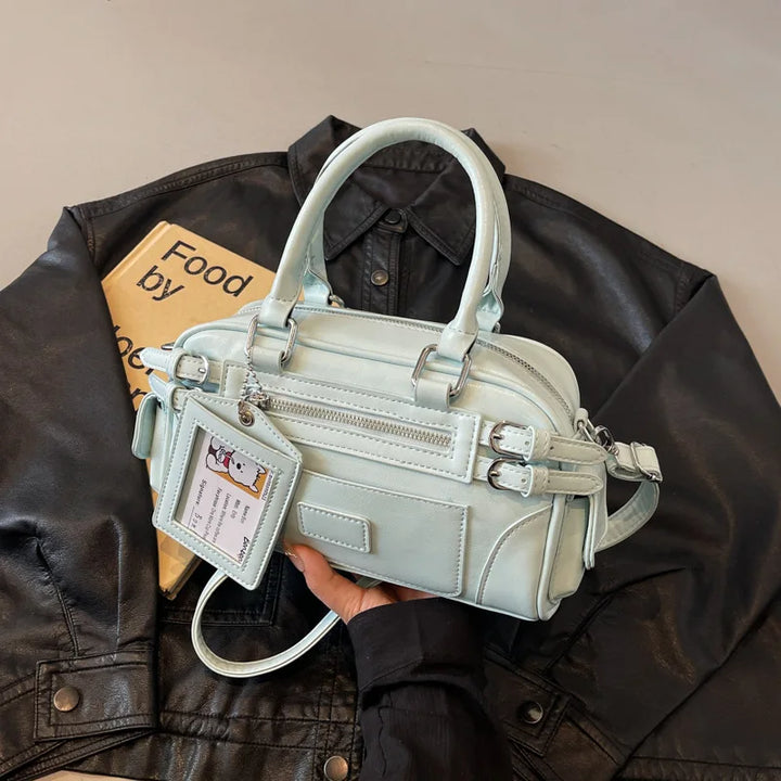 Sac chic Alméa en similicuir noir, petit et élégant, parfait pour accessoiriser vos tenues modernes.