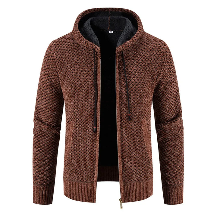 Cardigan zippé homme moderne avec capuche, matière texturée. Confortable et chaud pour l'hiver décontracté.