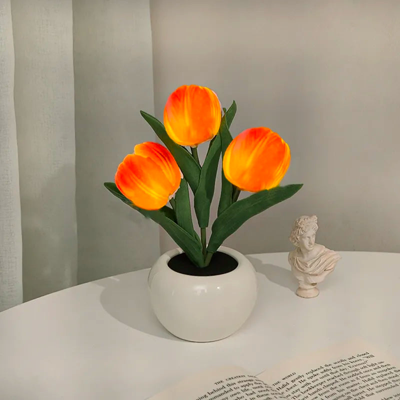 Décoration lumineuse florale, lampe de table tulipe élégante pour ambiance cosy chambre ou salon.