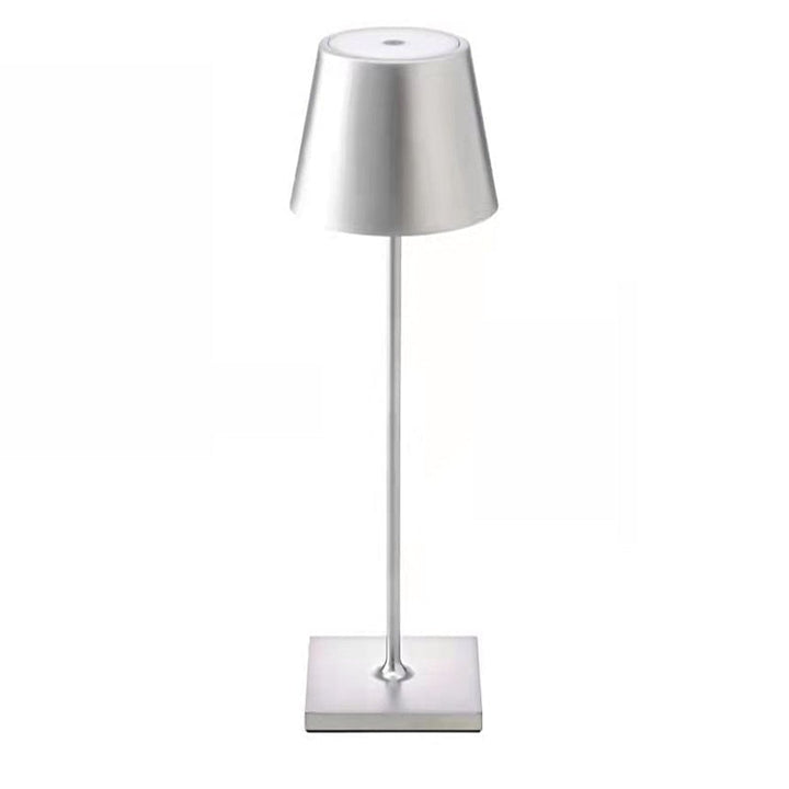Lampe de table chic LED rechargeable sans fil, design moderne pour une ambiance lumineuse parfaite.