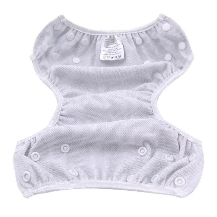 Couche de bain bébé souple et réutilisable, confort maximal garanti à la plage ou à la piscine.