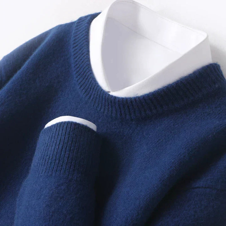 Qualité et durabilité : pull homme en laine mérinos, un classique confortable et intemporel.