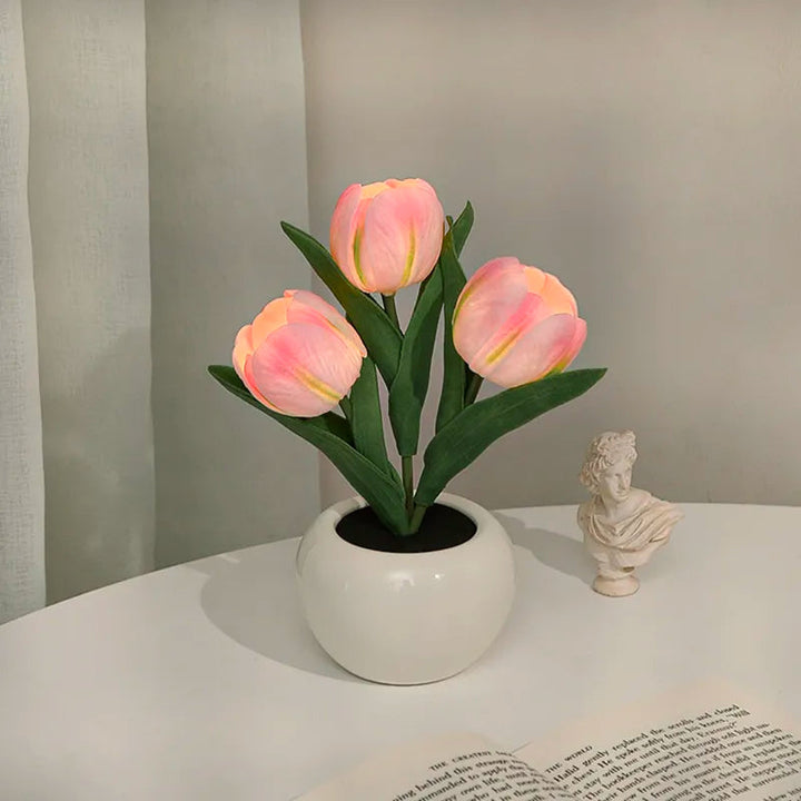 Lampe de table LED tulipe sans fil, design floral élégant pour salon et chambre, lumière d'ambiance douce.