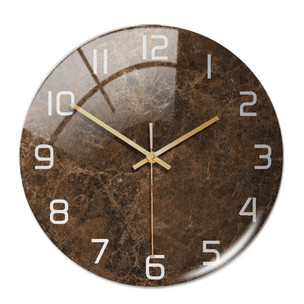 Sublimez votre mur avec cette horloge silencieuse Ø30 cm, effet marbre, design moderne.