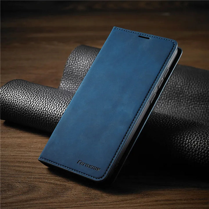 Coque iPhone marron en cuir magnétique. Accessoire élégant et robuste pour smartphone.