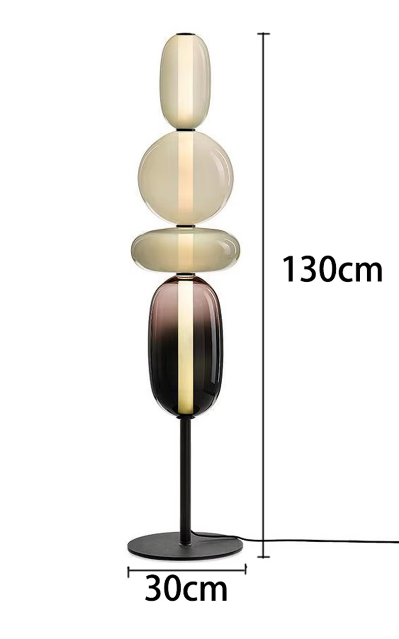 Lampe sur pied LED design blanc pur, pour un intérieur lumineux et contemporain, salon ou bureau.