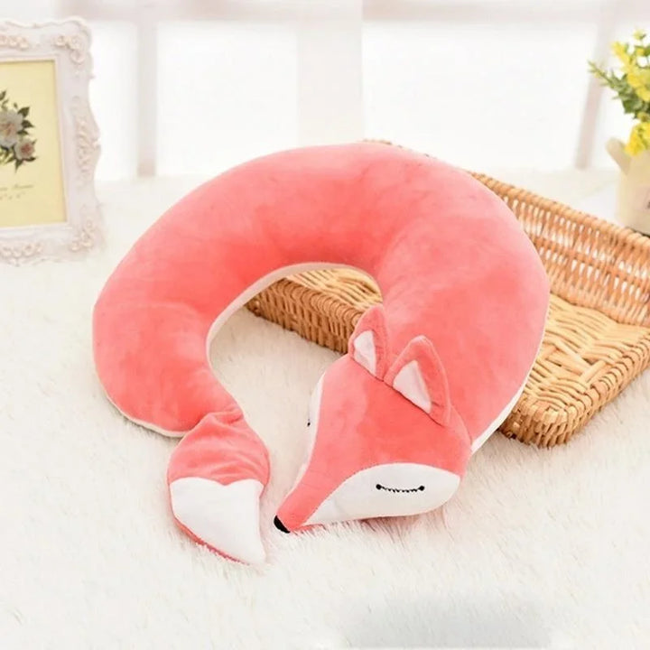 Détendez-vous avec ce coussin de cou renard ergonomique. Support cervical essentiel pour adultes et enfants en voyage.