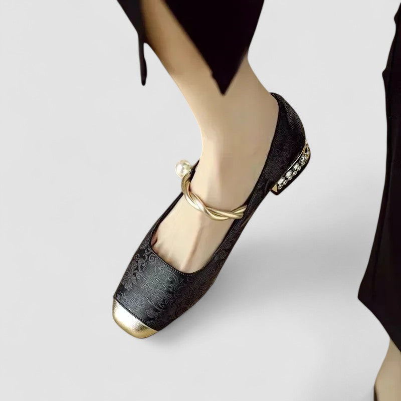 Chaussures Mestelle femme, confort et style, pour un look chic et moderne.