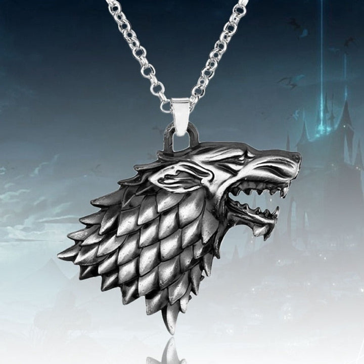 Collier chaîne délicate, pendentif brillant, pour femmes, un bijou raffiné.