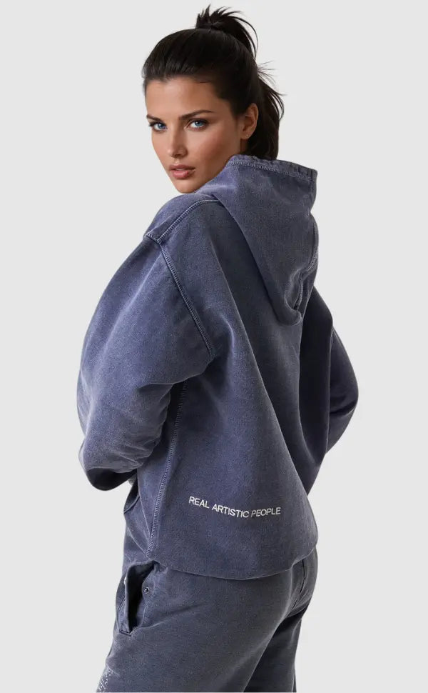 Haut femme bleu style urbain avec sweat à capuche 'For the Culture', confort et tendance pour votre look.