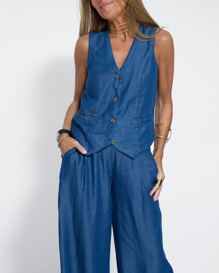 Ensemble gilet et pantalon large en lin, mode décontractée pour femme.
