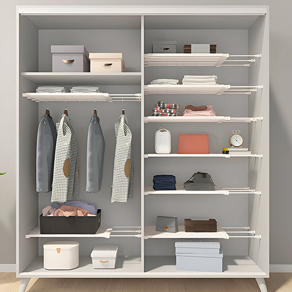 Étagère extensible sans perçage pour salle de bain, idéale pour organiser produits de beauté et serviettes.