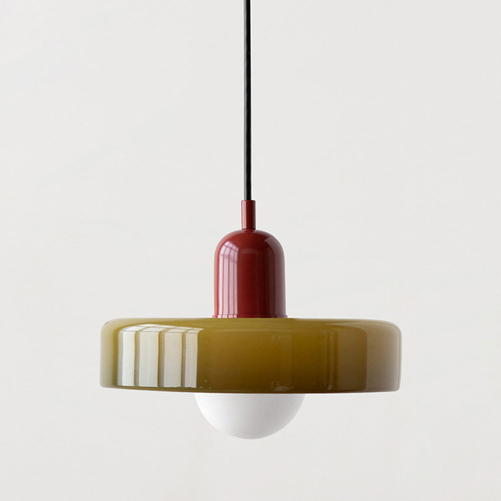 Décoration lumineuse, suspension design Bauhaus, verre coloré pour salon moderne.