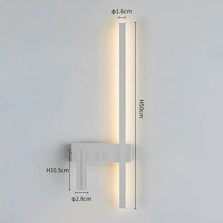 Applique murale LED moderne, corps en aluminium, spot réglable pour un éclairage d'accentuation précis.