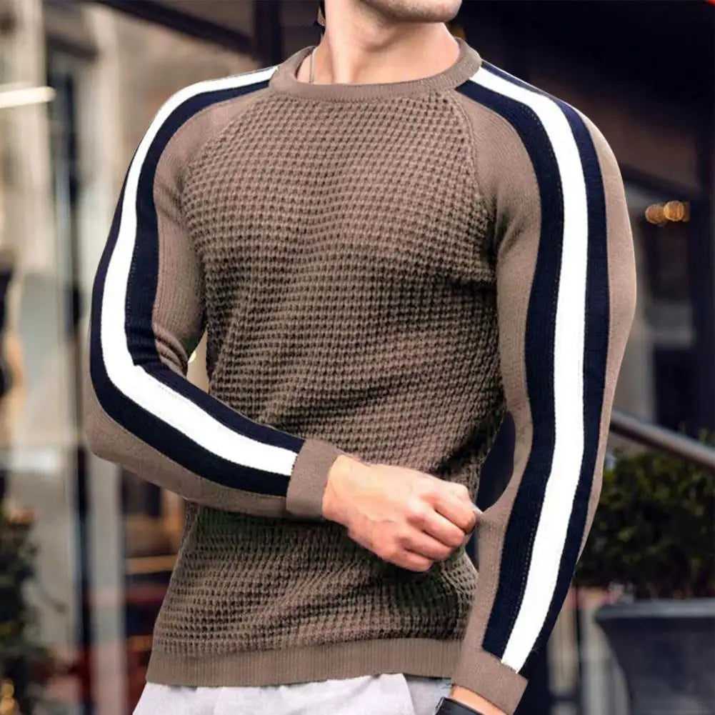 Pull homme Damon tendance à manches colorées, style moderne et confortable pour la mode masculine.