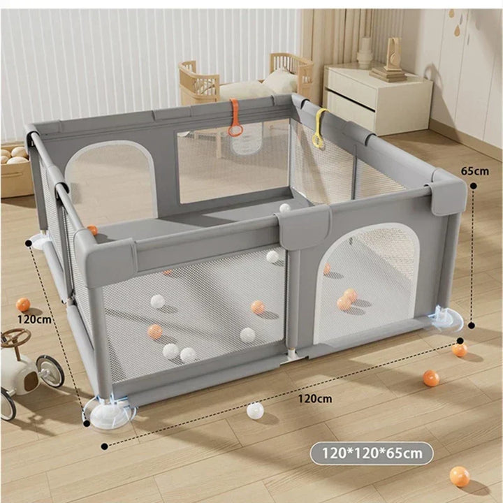 Aire de jeu évolutive pour bébé, parc sécurisé stimulant motricité et éveil du tout-petit.