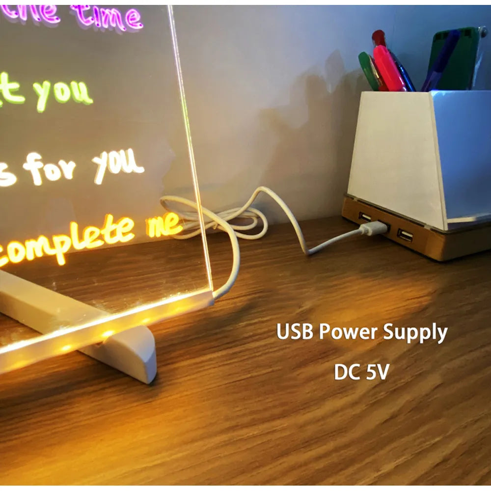 Tableau effaçable LED interactif GlowSketch, jeu éducatif et créatif pour stimuler l'imagination des enfants.
