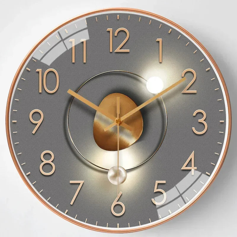 Sublime horloge murale silencieuse avec son design classique. Améliore la décoration de votre maison.
