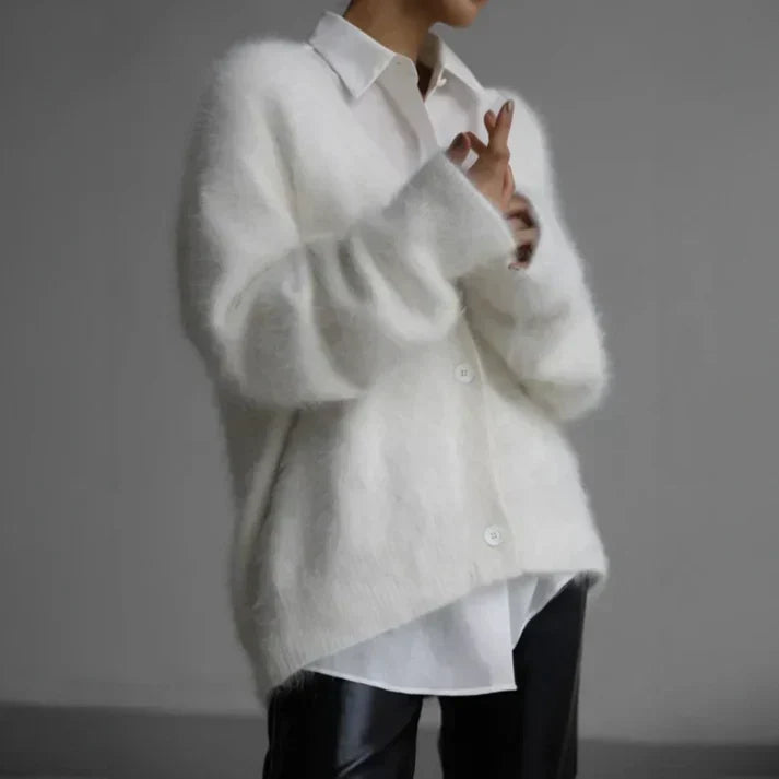 Gilet femme polyvalent, élégant et confortable, parfait pour varier les styles automne-hiver.