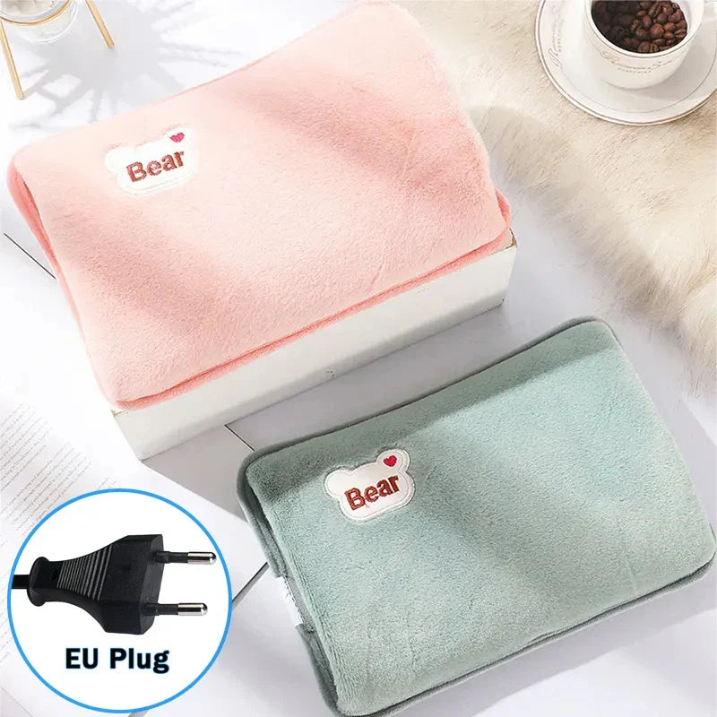Bouillotte électrique rechargeable douce en velours, chaleur apaisante pour hiver, confort et relaxation.
