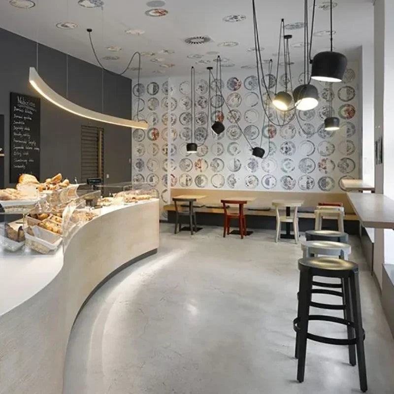 Éclairage LED araignée moderne, plafonnier unique pour intérieur. Apporte une touche design et lumineuse.