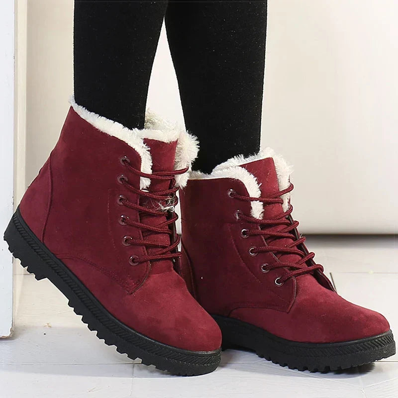 Bottines à lacets pour femmes, mode hiver. Chaussures chaudes, confortables, antidérapantes et déperlantes.