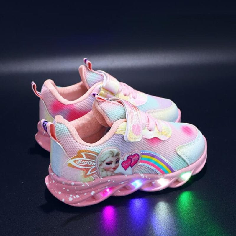 Mode enfant: Baskets lumineuses roses pour filles, motif princesse. Chaussures confortables et antidérapantes pour jouer.