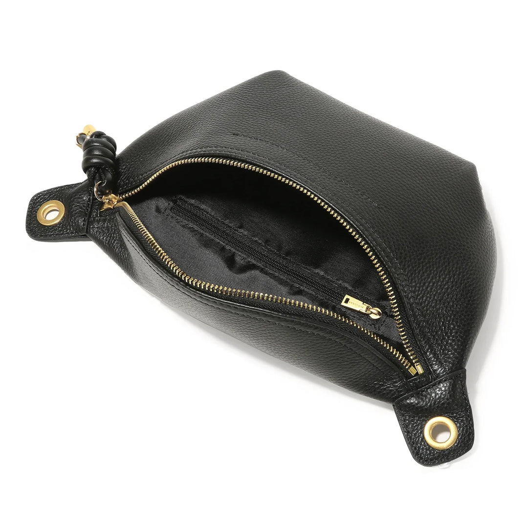 Sac banane en cuir beige pour femme, accessoire de mode chic, pratique pour toutes les occasions.