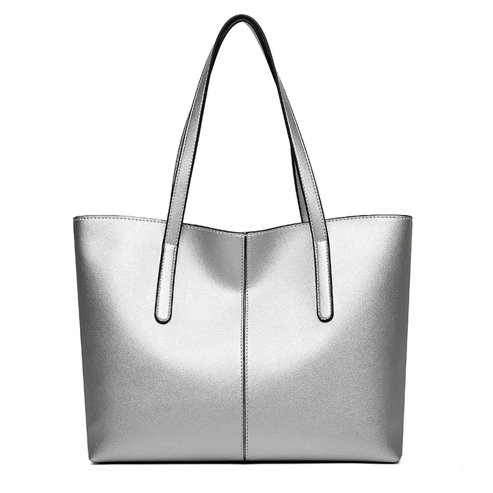 Grand sac fourre-tout femme en cuir vegan, sac à main pratique et polyvalent pour un look chic.