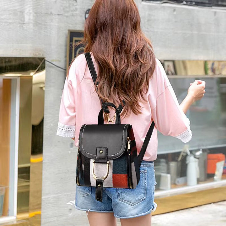 Sac à dos mode femme, un accessoire tendance et pratique pour un look urbain élégant.