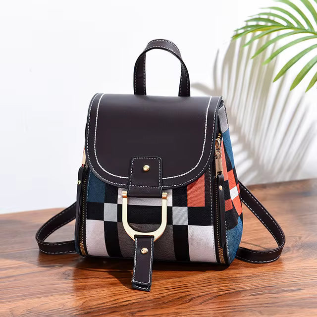 Sac de ville femme en cuir vegan, un accessoire mode durable et élégant pour un usage quotidien.