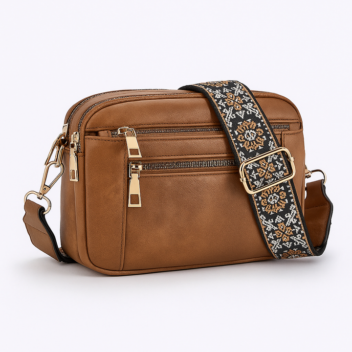Sac à bandoulière femme, look bohème moderne. Accessoire chic et élégant pour compléter votre tenue.