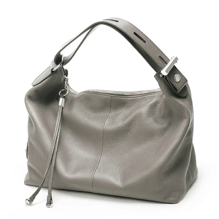 Sac à main Aléria en cuir fendu, accessoire élégant et tendance pour un style femme impeccable.