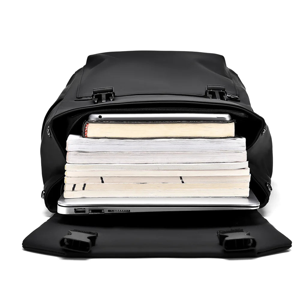 Sac à dos étudiant imperméable, résistant, avec poches organisées pour livres et fournitures scolaires.