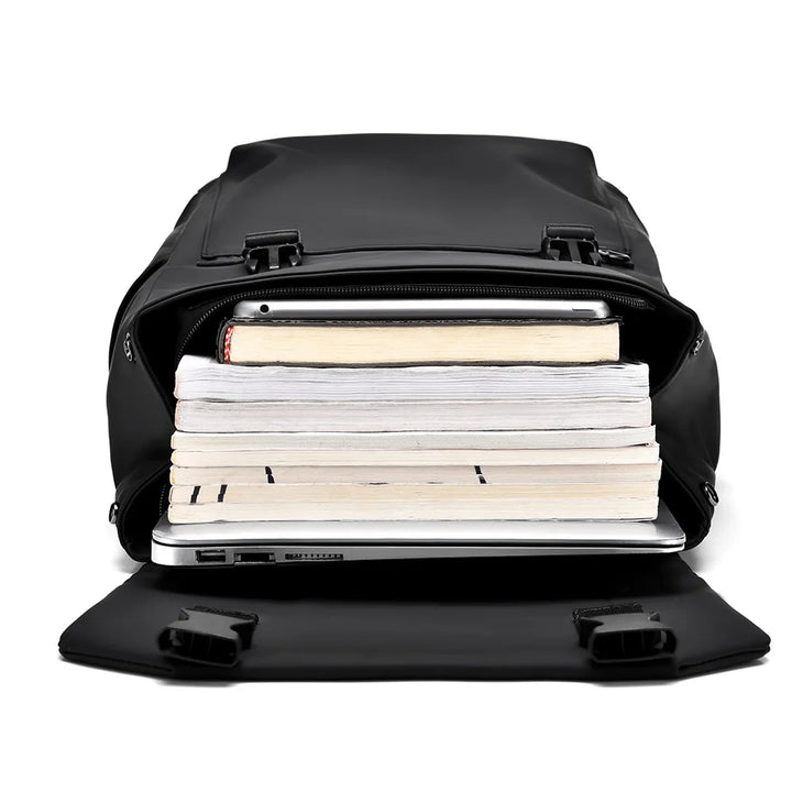Sac à dos étudiant imperméable, résistant, avec poches organisées pour livres et fournitures scolaires.