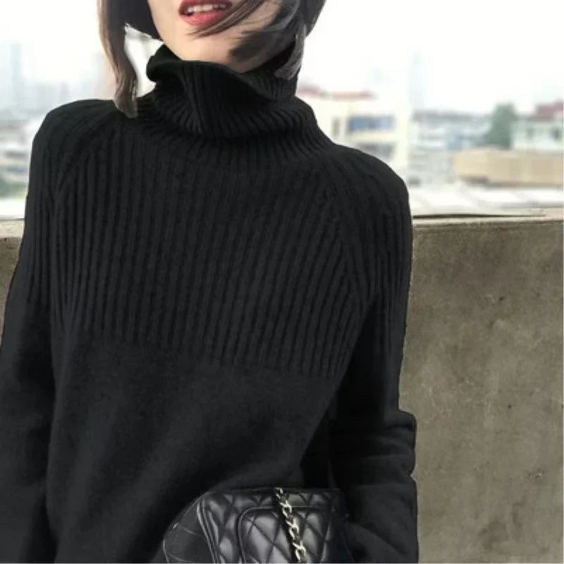 Pull Luan col roulé femme, tricot côtelé doux, confortable et élégant pour le quotidien.