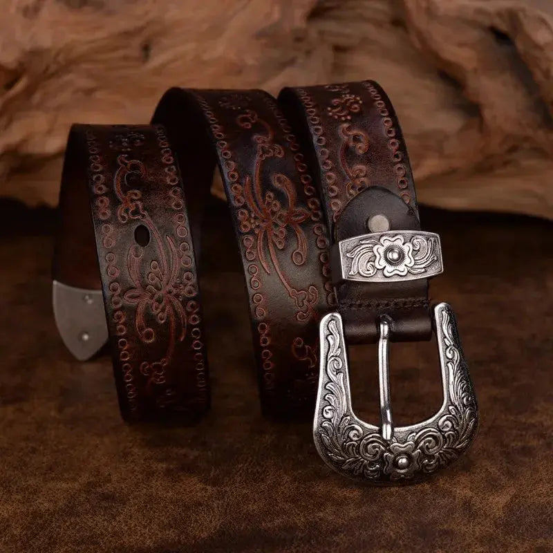 Ceinture homme en cuir véritable, style western, avec boucle gravée. Un accessoire durable et élégant.