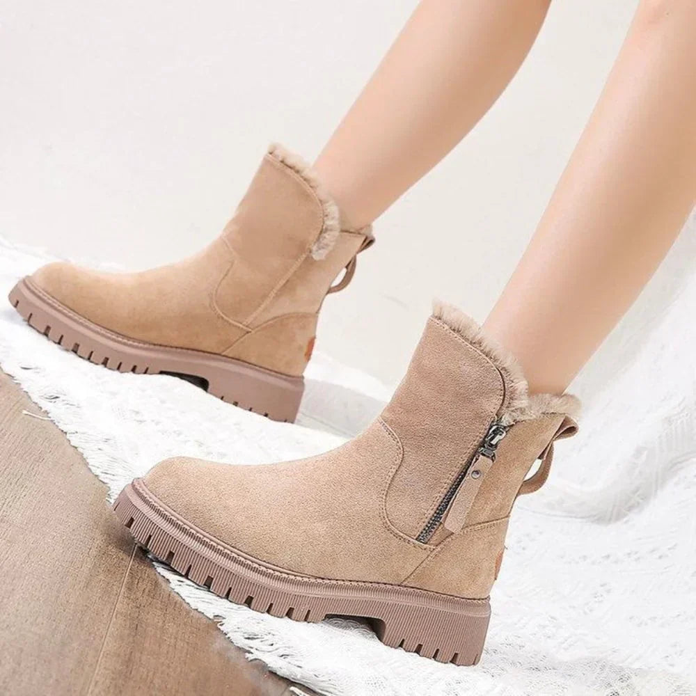 Bottes d'hiver pour femmes, design élégant, chaleur et confort. Parfaites pour la neige et les journées froides.
