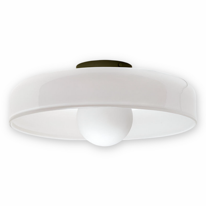 Lampe de plafond LED ronde pour espace de vie lumineux, design intemporel.