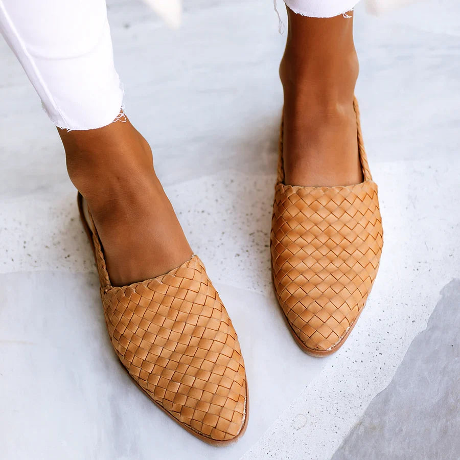 Sandales confort orthopédiques femme avec semelle amortissante, idéales pour le bien-être et le soutien du pied.