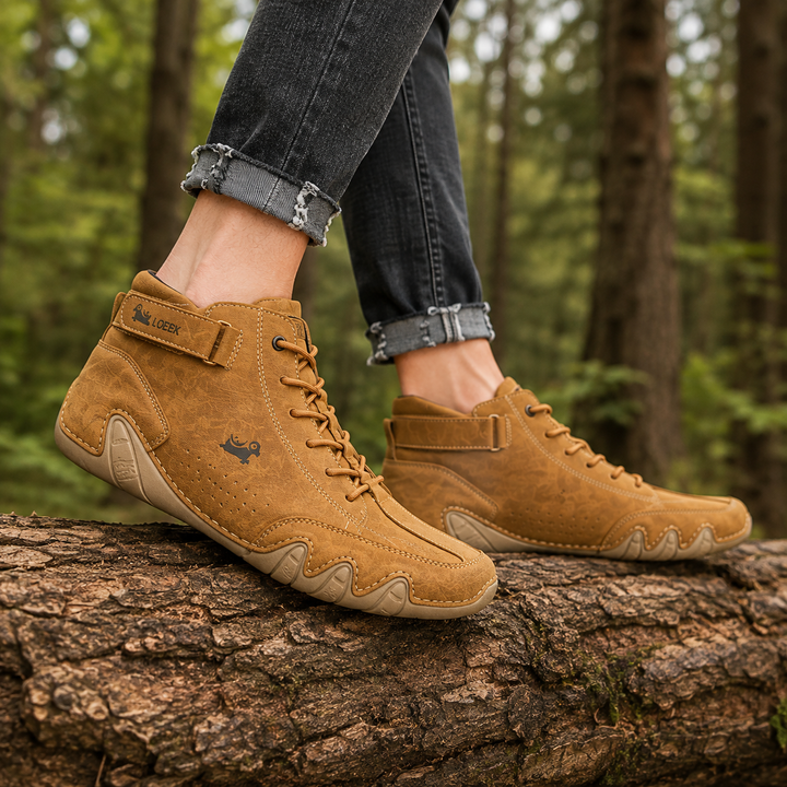 Chaussures légères et respirantes Sarando, idéales pour le quotidien et les activités de loisirs.