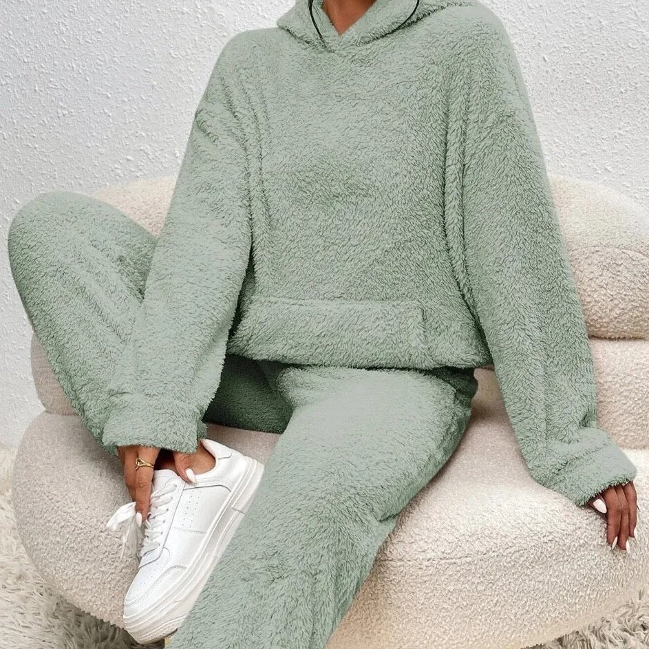 Pyjama teddy ultra confortable et chaud, unisexe, idéal pour le cocooning à la maison.