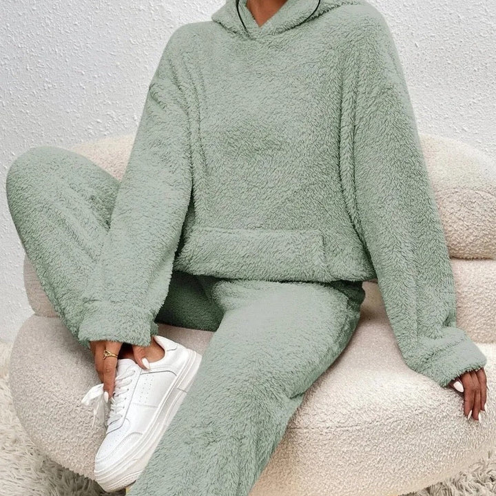 Pyjama teddy ultra confortable et chaud, unisexe, idéal pour le cocooning à la maison.