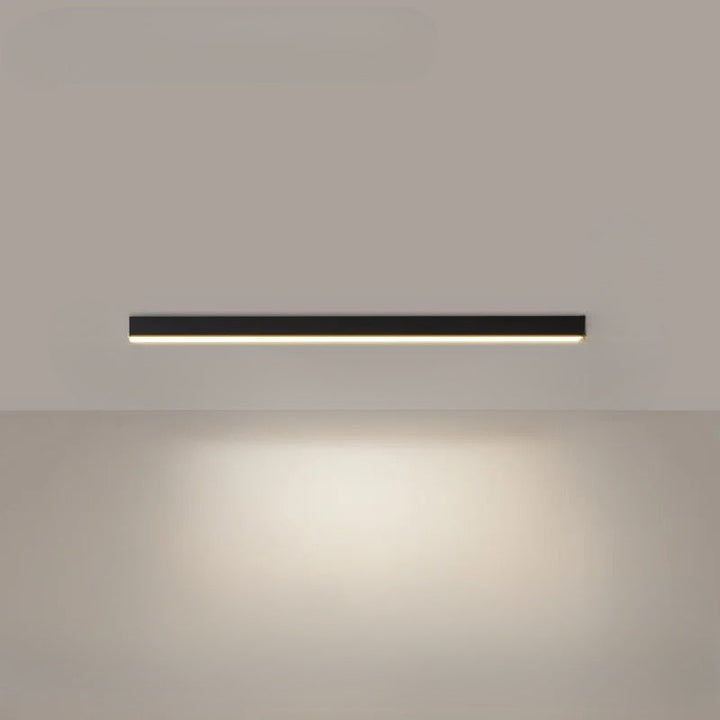 Éclairage LED moderne et fonctionnel pour bureau. Plafonnier design avec économie d'énergie.