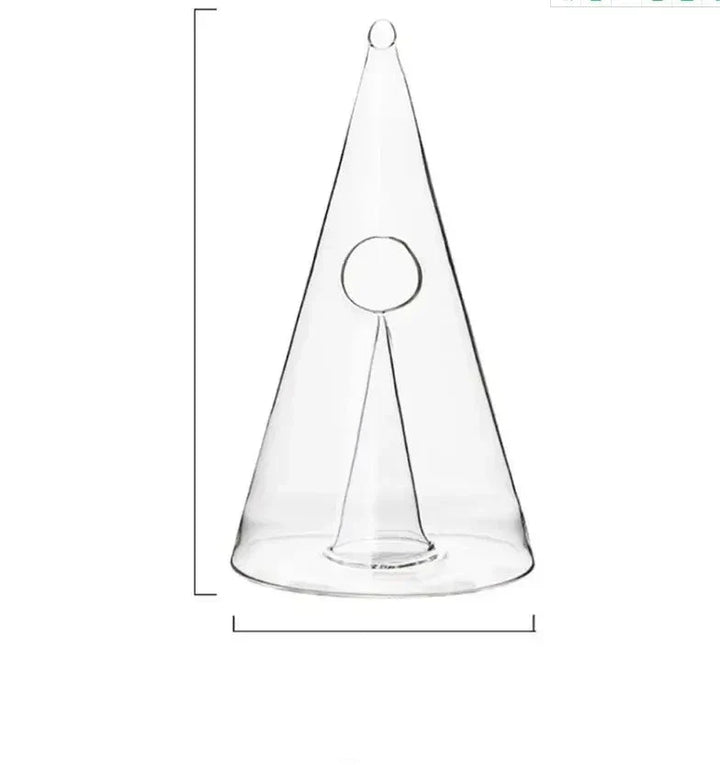 Carafe à vin pyramide en verre, décanteur et aérateur essentiel pour sublimer chaque bouteille de vin.