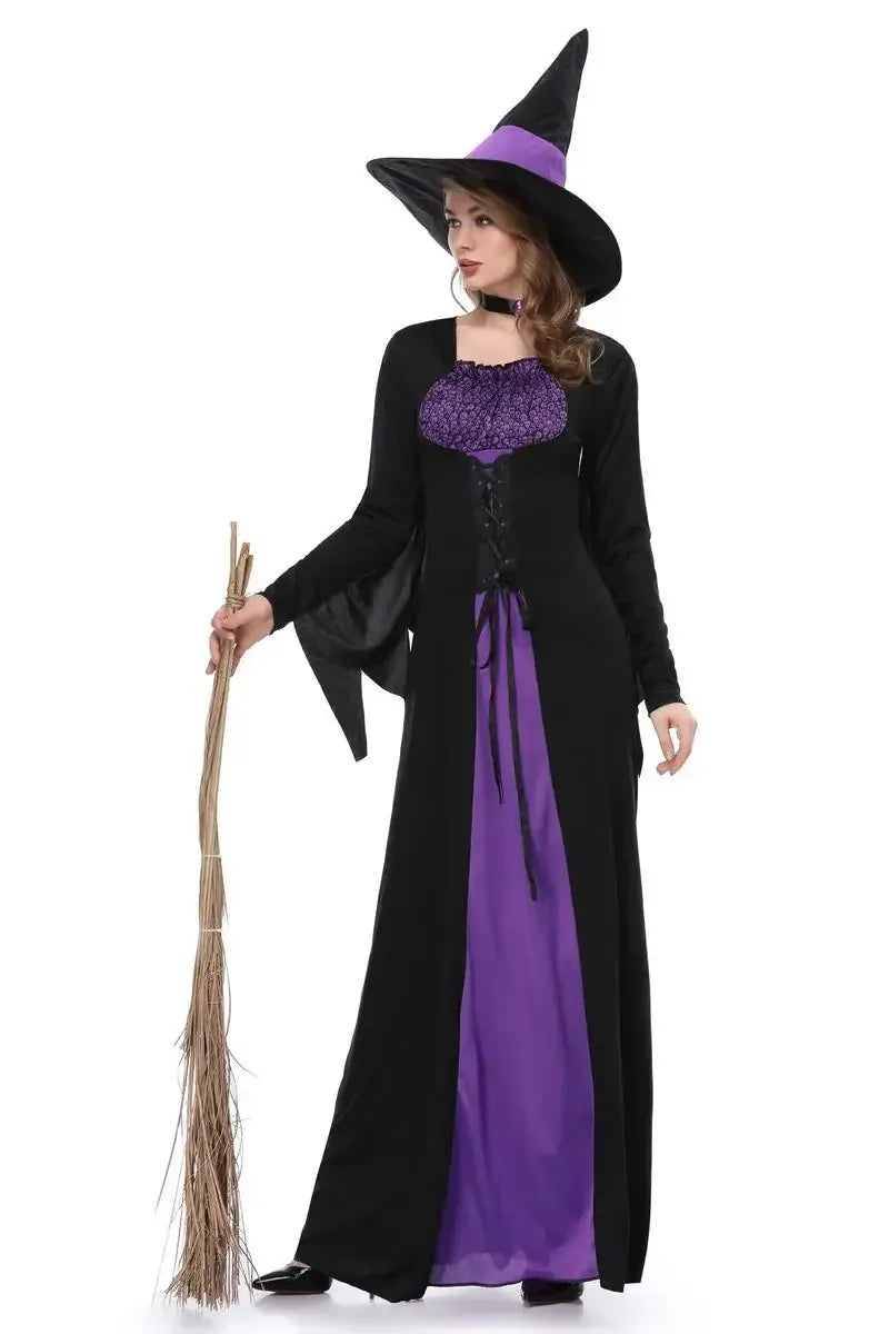 Costume sorcière violet pour femme, parfait pour Halloween. Un déguisement élégant et mystérieux pour toute soirée déguisée.
