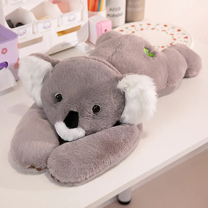 Câlin irrésistible avec cet animal en peluche doux à bras longs, parfait pour la douceur des enfants.