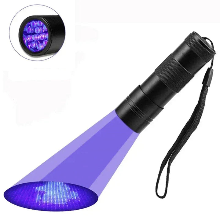 Détecteur UV de taches d'urine d'animaux (chien, chat) avec lumière noire 395nm pour un nettoyage maison en profondeur.