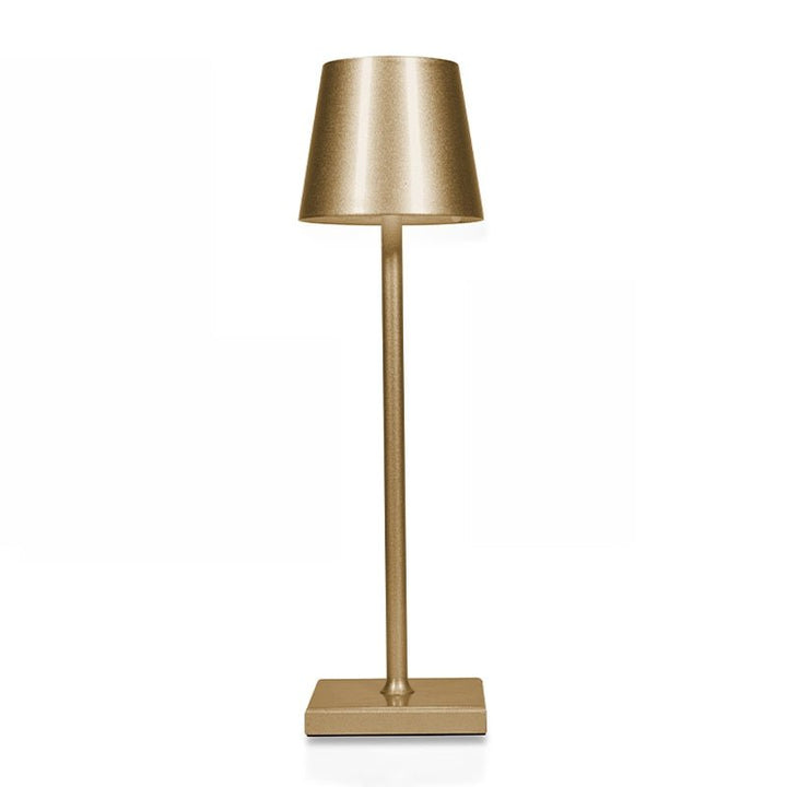 Lampe de table design épuré, sans fil, rechargeable USB. Apporte une touche moderne à votre intérieur.